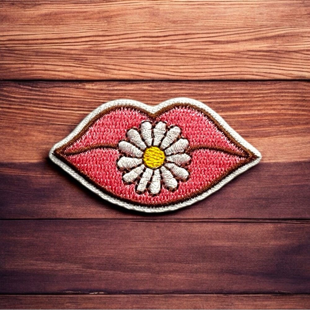 Daisy Lips Embroidered Patch